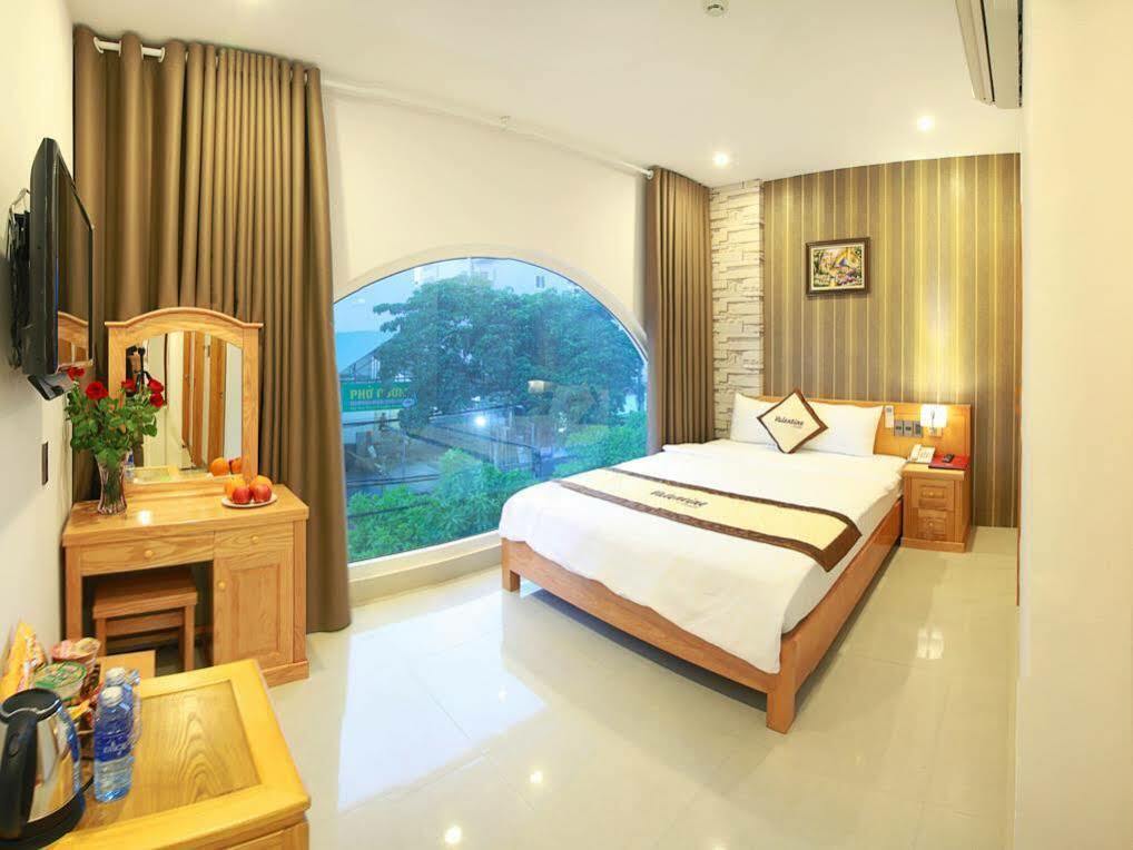 Valentine Hotel Da Nang Exteriör bild