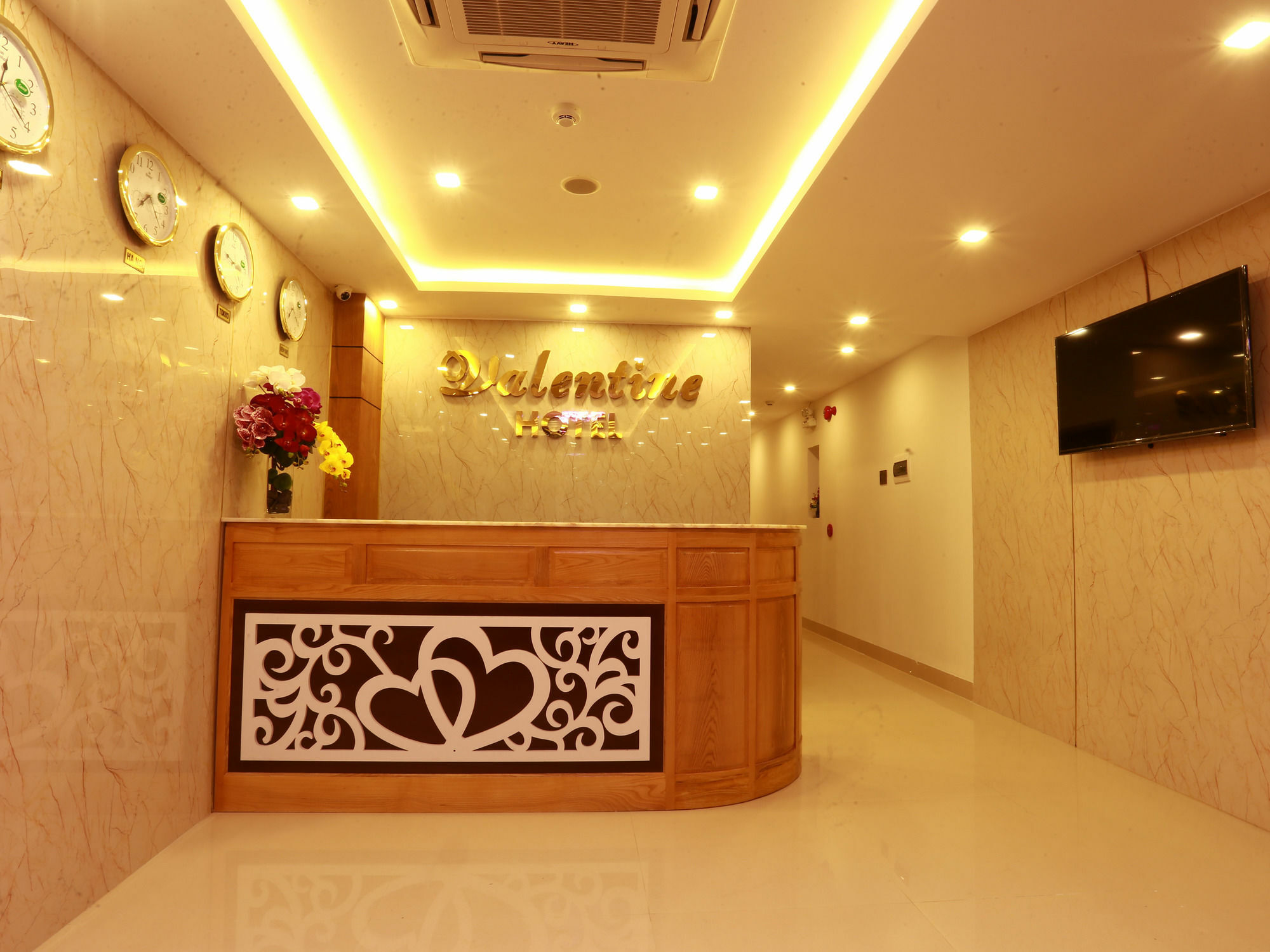 Valentine Hotel Da Nang Exteriör bild